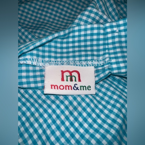 Mom and me- smocked longall- farm scene - Picture 7 of 8